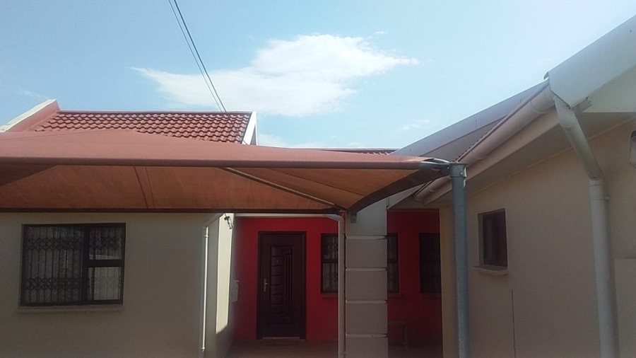 2 Bedroom Property for Sale in Mdantsane Nu 14 Eastern Cape